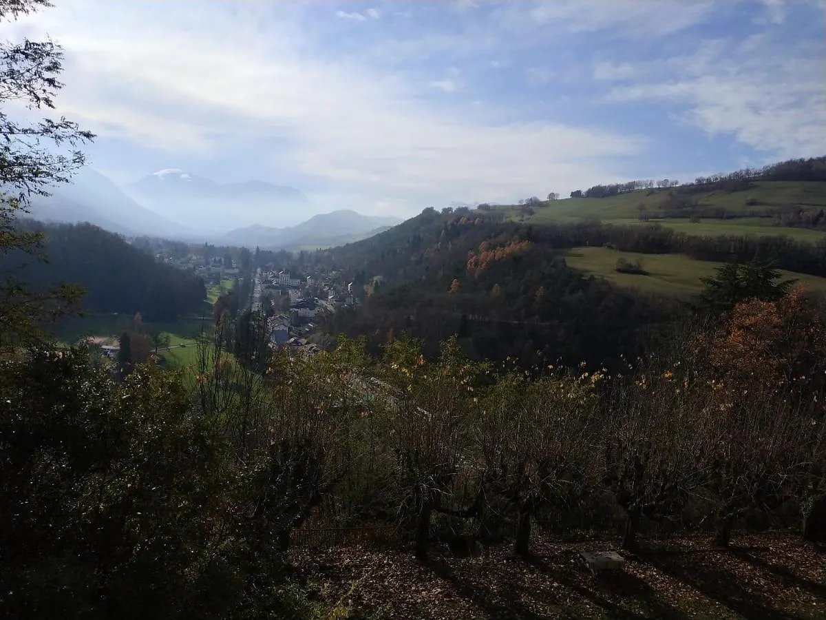 Appartement Chateau Uriage-Chamrousse Saint-Martin-dʼUriage